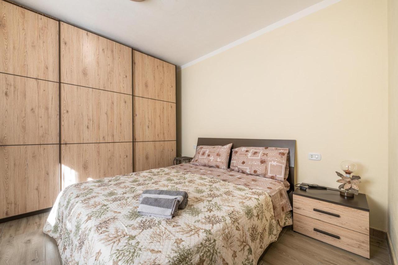 Casa Di Stefania Apartment Fluminimaggiore Ngoại thất bức ảnh